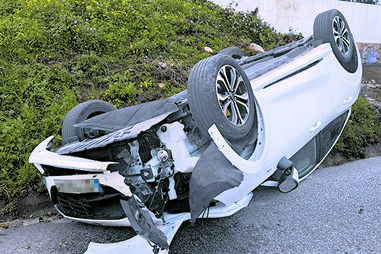 Viatura do idoso capotou 