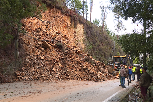 Proteção Civil alerta para riscos de deslizamentos de terras
