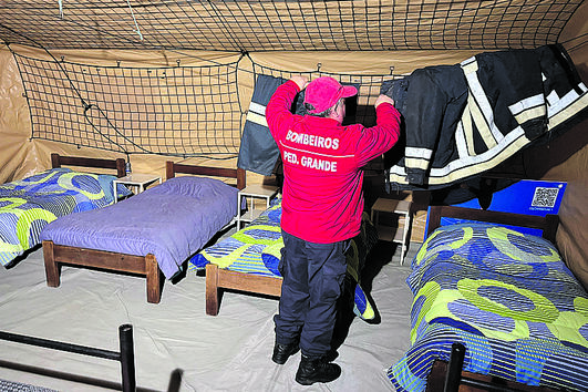 Pedrógão Grande ainda com 'largas dezenas' de casas afetadas e sem intervenção