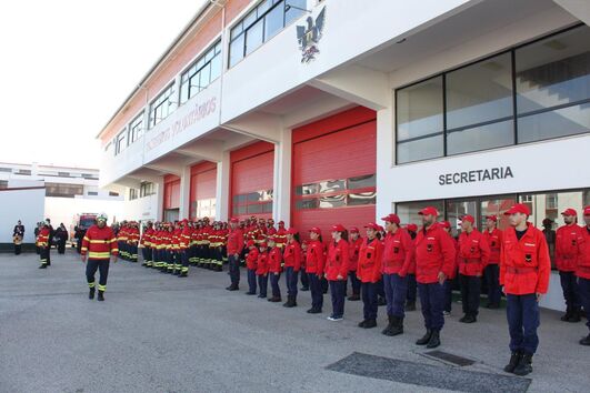Sem telhas e sem portões 'a missão continua' para os Voluntários de Vieira de Leiria