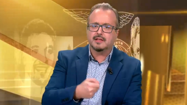 Vítor Pinto: "Isto não é só bater no Benfica. O árbitro fez de conta que não se passava nada"