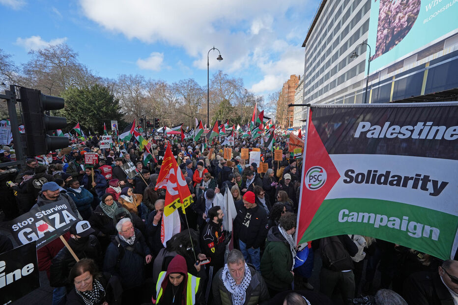 Pelo menos 13 detidos em Londres após marcha pró-palestiniana