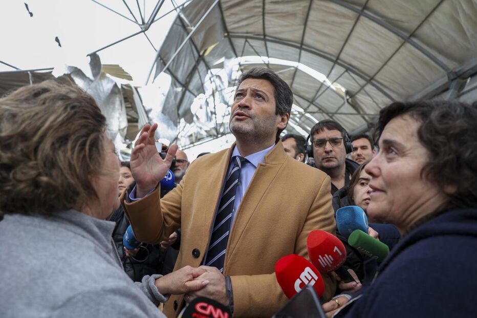 André Ventura critica apoios do Governo durante visita a local afetado