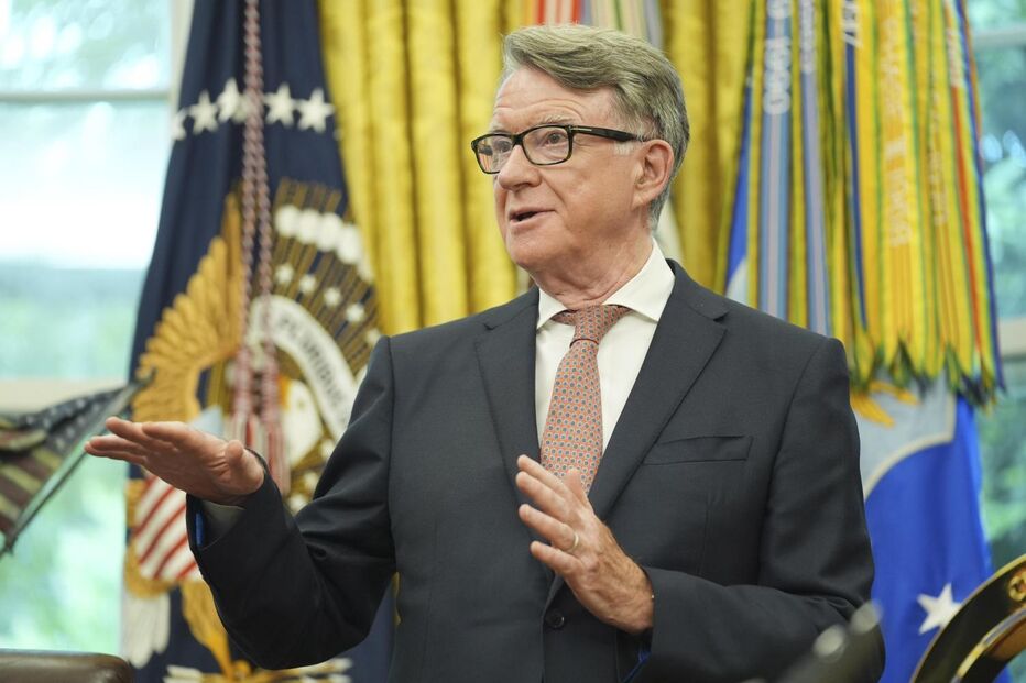 Peter Mandelson renuncia ao Partido Trabalhista após divulgação de ficheiros de Epstein