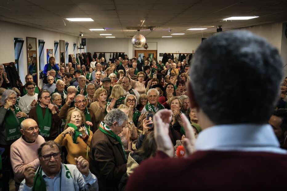 Candidato presidencial em encontro com reformados na ARPI de Faro