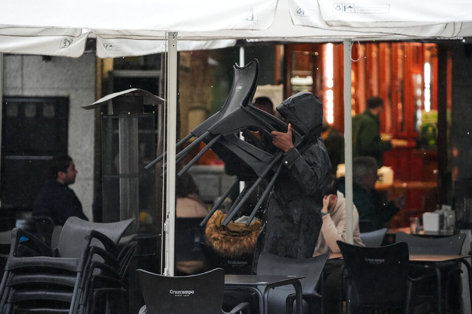 Mau tempo na Estremadura espanhola leva ao plano de cheias de nível 1