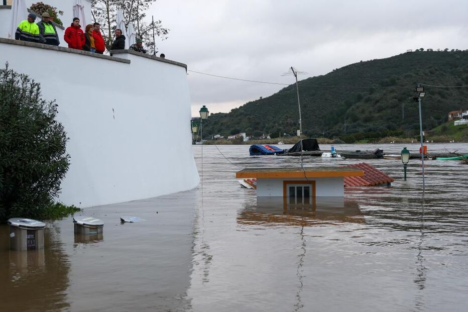 Várias áreas continuam inundadas em Alcoutim junto ao rio Guadiana