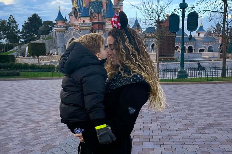 Rute Cardoso celebra aniversário do filho Dinis na Disneyland de Paris