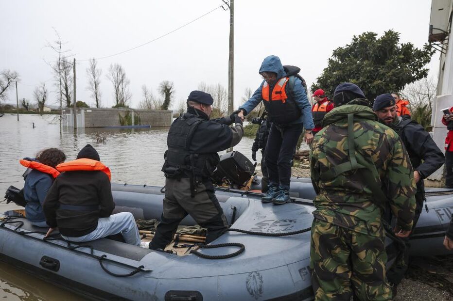 Povoação da Ereira está isolada devido às cheias