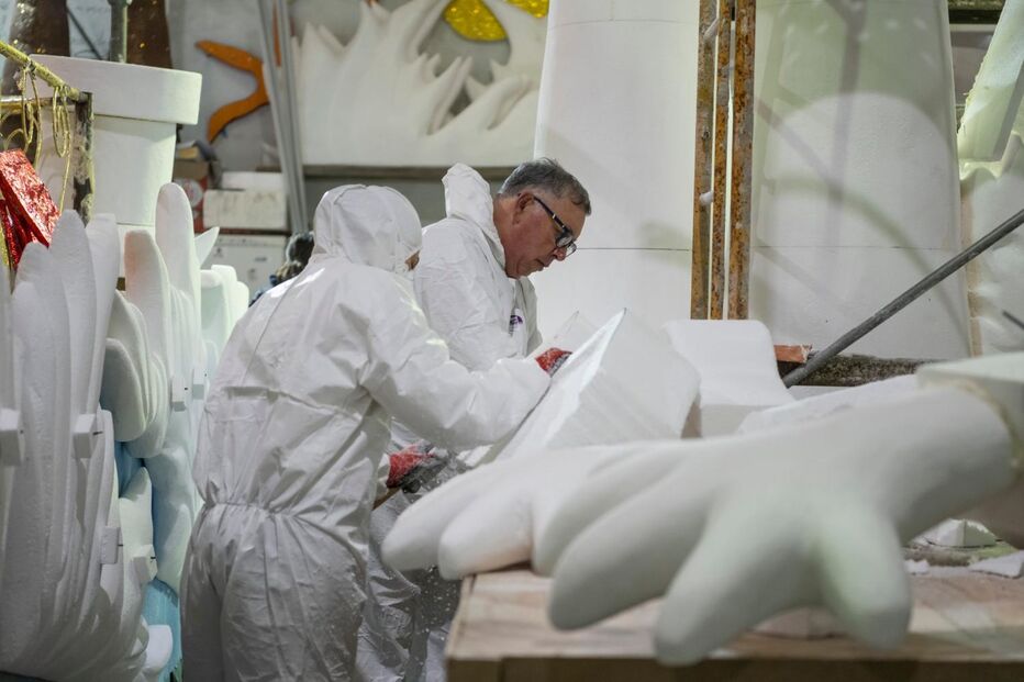 Trabalho voluntário dá corpo ao Carnaval de Sines