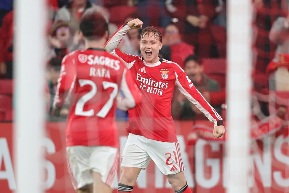 Schjelderup marca no Estádio da Luz, Benfica avança frente ao Alverca