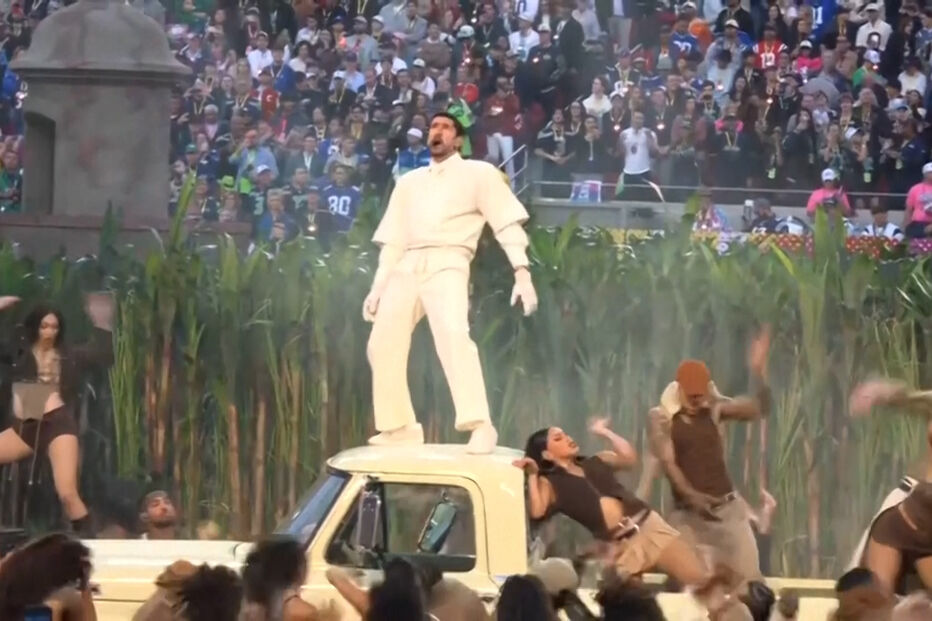 Atuação de Bad Bunny no Super Bowl anima o público