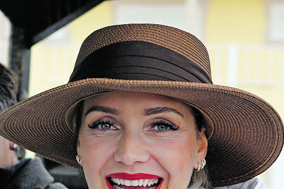 Luciana Abreu anima Carnaval na Figueira da Foz.
