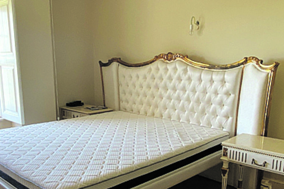 Moradia de luxo em Cascais, associada a Gilbert Ondongo, foi vendida por 11 milhões de euros