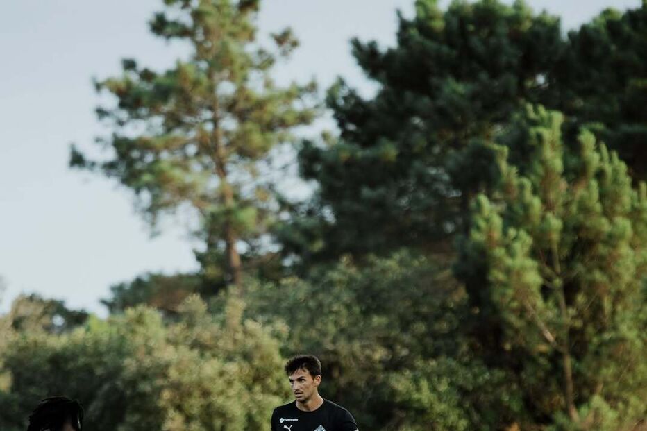 Neto de Cavaco Silva joga futebol