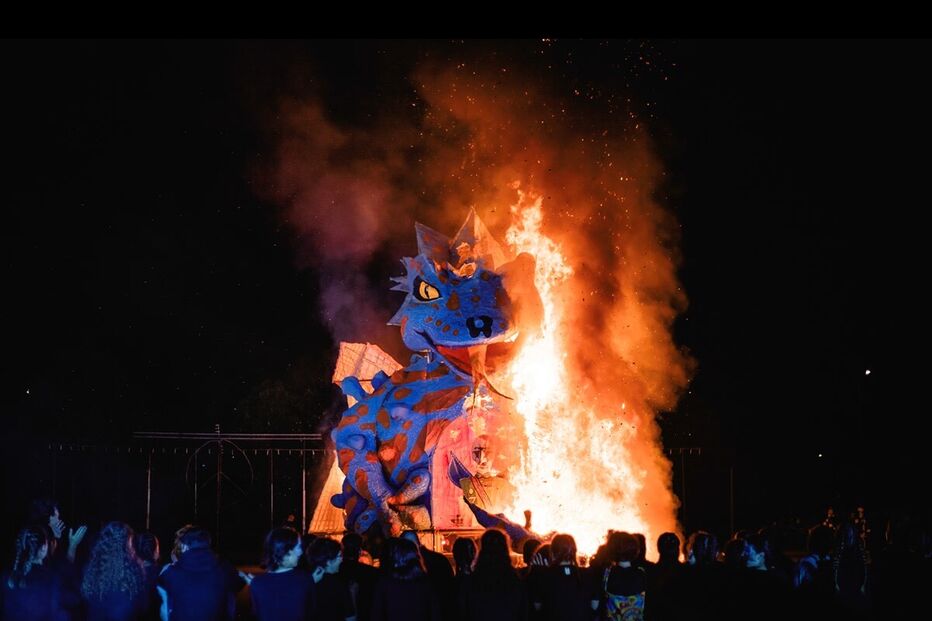 Trigo Limpo Teatro Acert comemora 50 anos com fogo e teatro.
