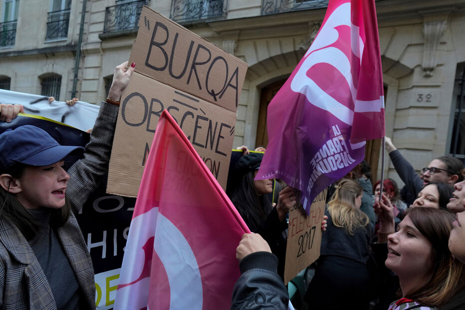 Assessor da França Insubmissa entre os detidos pela morte de ativista de extrema-direita