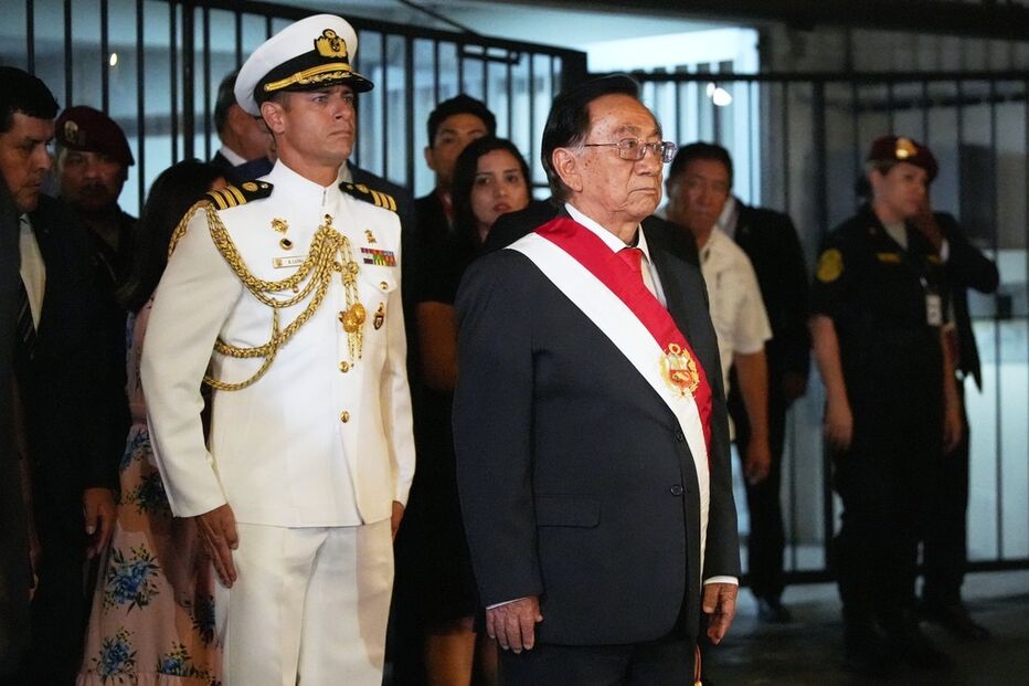 Castillo é o novo Presidente do Peru, após uma série de líderes no cargo