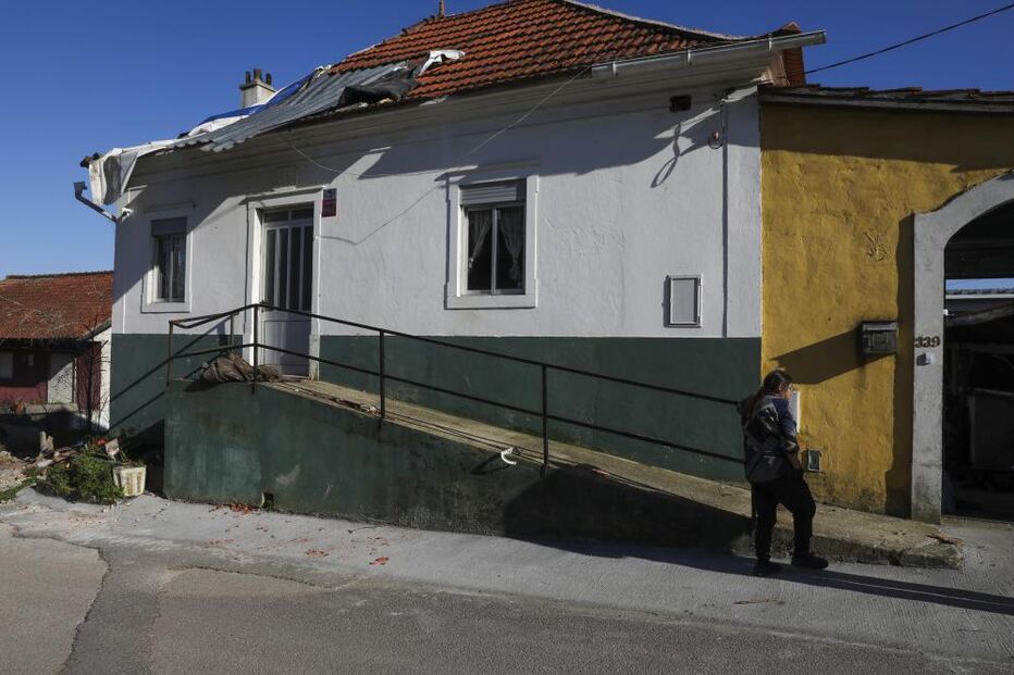 Madalena é uma das muitas pessoas afetadas pelo mau tempo em Leiria
