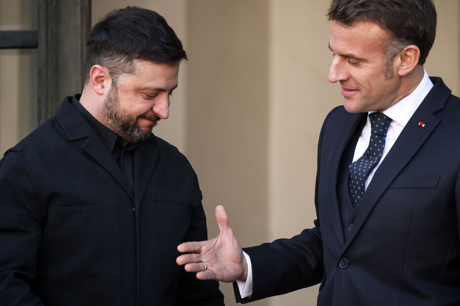 Macron e Zelensky 