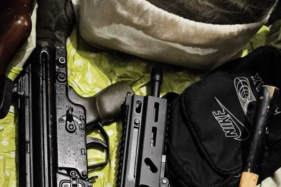 Rede tinha armamentro de guerra