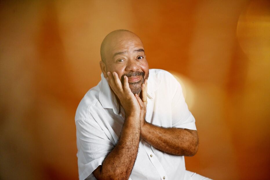 Paulo Flores atua no Porto e em Lisboa com música de Angola.
