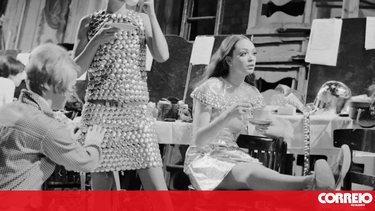 The oriental ritual for reducing bloating that is taking over social media. But does it work?