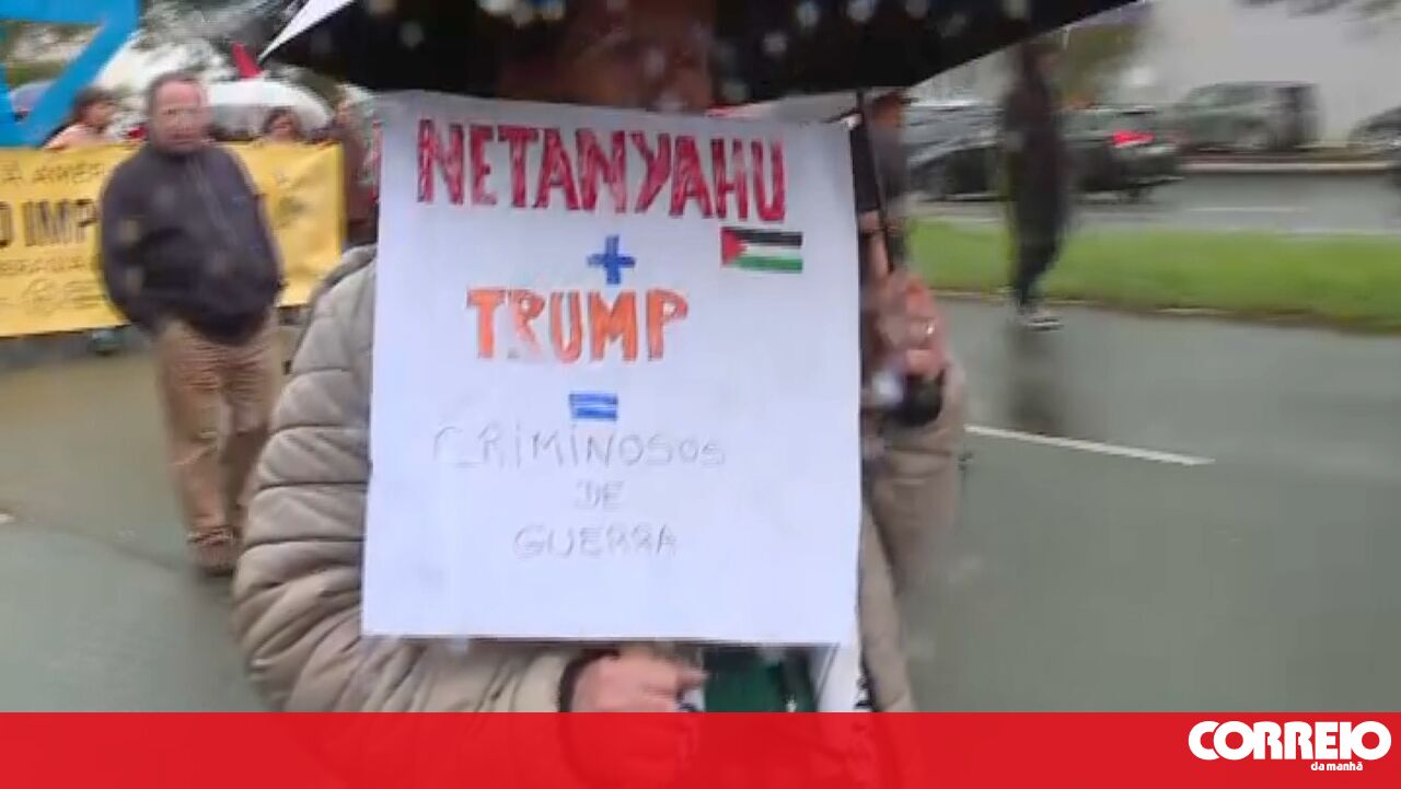 Hundreds demonstrate in Lisbon for peace and against the war in the Middle East