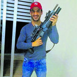 Joaquim Bitton Matos tem hoje 42 anos e está refugiado em Israel, país de que é cidadão