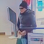 Suspeito deixou no banco uma mochila com um explosivo