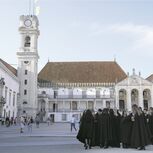 Áudios racistas e misóginos enviados por estudantes para grupo de WhatsApp chocam Universidade de Coimbra