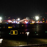 Colisão entre avião da Air Canada e veículo dos bombeiros no aeroporto de Nova Iorque faz dois mortos