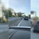 Acidente em cadeia com camião do lixo na A1 envolve 12 pessoas em Vila Nova de Gaia