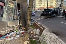 Acidente perto do Terreiro do Paço, local do evento VIVA 2026, causa danos em Lisboa