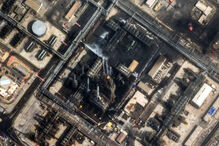 Imagens de satélite mostram refinaria na Arábia Saudita após ataque de drones