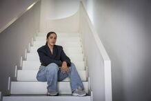 Sara Correia apresenta 'Tempestade' no MEO Arena, após trajeto de Chelas.
