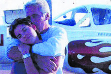 Sarah Kellen e Jeffrey Epstein