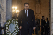 Figuras públicas prestam homenagem a António Lobo Antunes