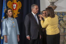 Professora universitária condecorada por Marcelo Rebelo de Sousa