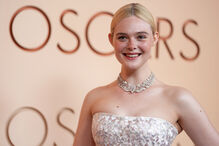 Elle Fanning 
