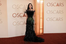 Demi Moore nos Óscares 2026, evento em Hollywood