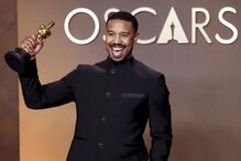 Michael B. Jordan comemora vitória nos Óscares