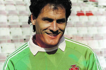 Silvino Louro atuou 23 vezes pela seleção nacional