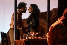 Espetáculo 'A Morte e a Donzela' nos Recreios da Amadora com mulher e marido