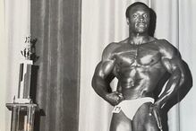 Octocampeão mundial de fisiculturismo tem insuficiência renal e procura dador de rim
