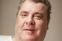 Morreu Gerson Brenner, ator brasileiro forçado a parar carreira após ter sido atingido a tiro em 1998