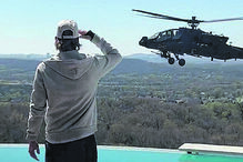 Pentágono investiga saudação de pilotos a músico apoiante de Trump