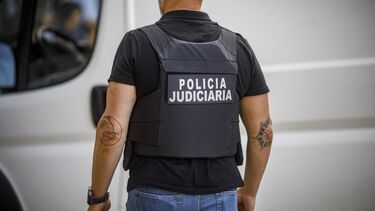 Recém-nascido encontrado morto em empresa de gestão de resíduos em Cascais