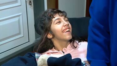 “Precisamos sempre de ajuda”: Família de menina com paralisia cerebral queixa-se de falta de apoios