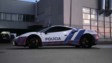 “Só quero que me entreguem o carro”: PSP apreende e personaliza Ferrari mas tribunal decide que tem de ser devolvido